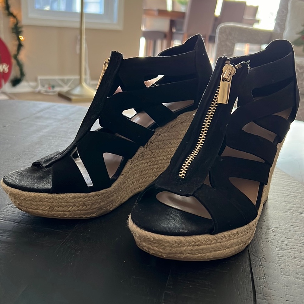 WOMEN’s Wedge Shoes